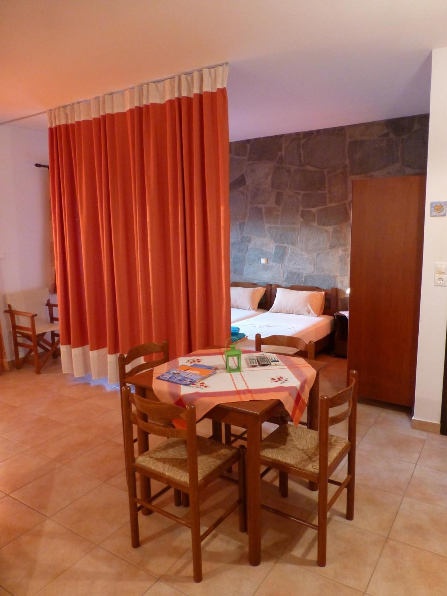 Efterpi Apartment มิรินา ภายนอก รูปภาพ