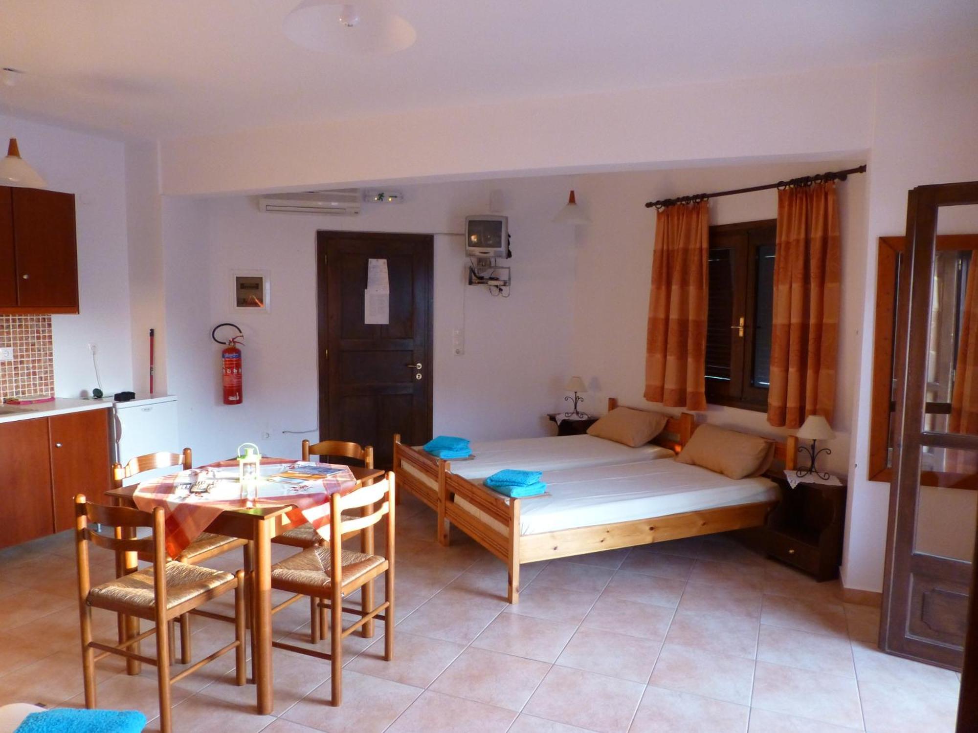 Efterpi Apartment มิรินา ภายนอก รูปภาพ